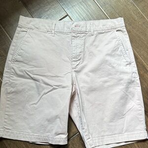 GAP Men's Soft Pink Flat Front Shorts